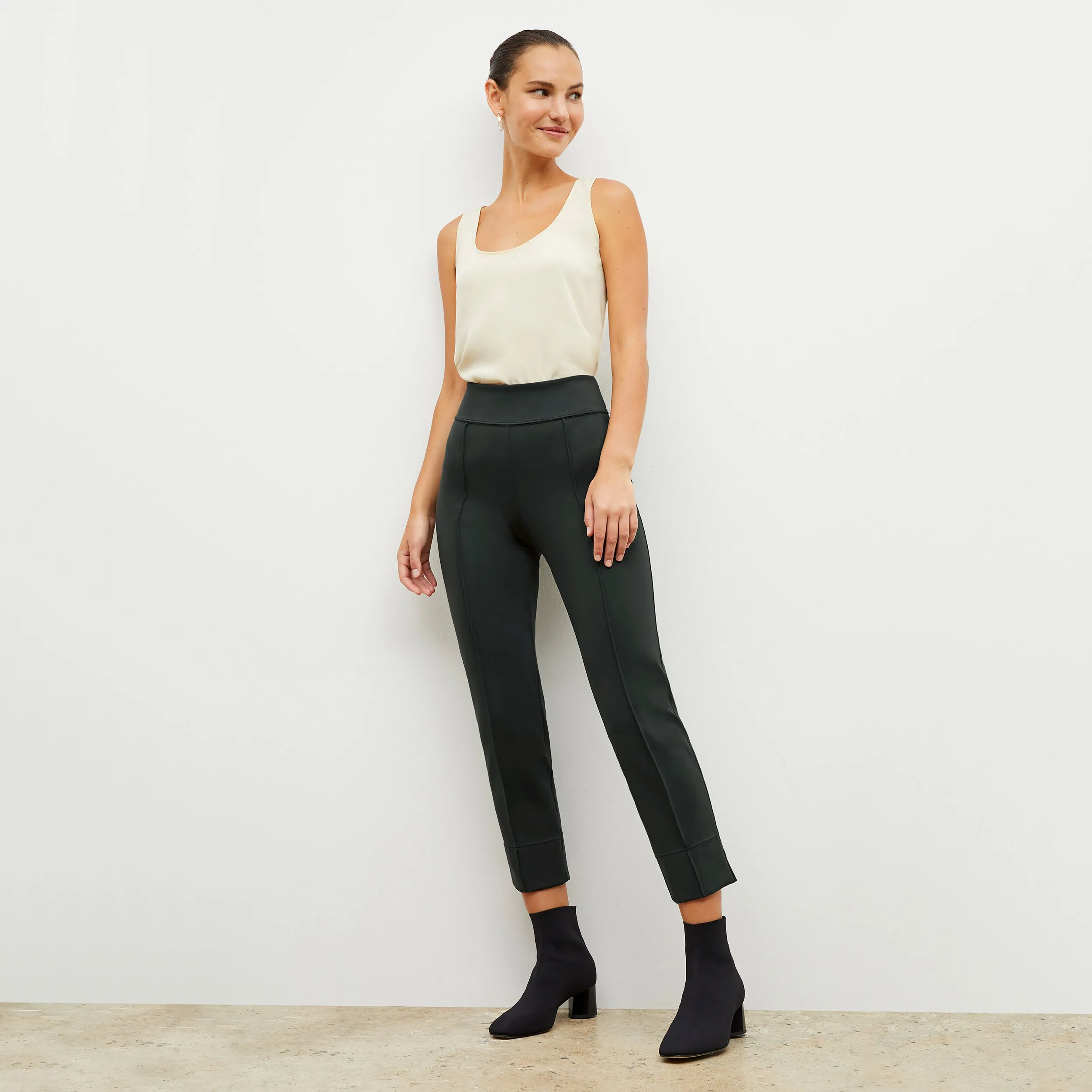 Robin Pant - Light Scuba :: Forest